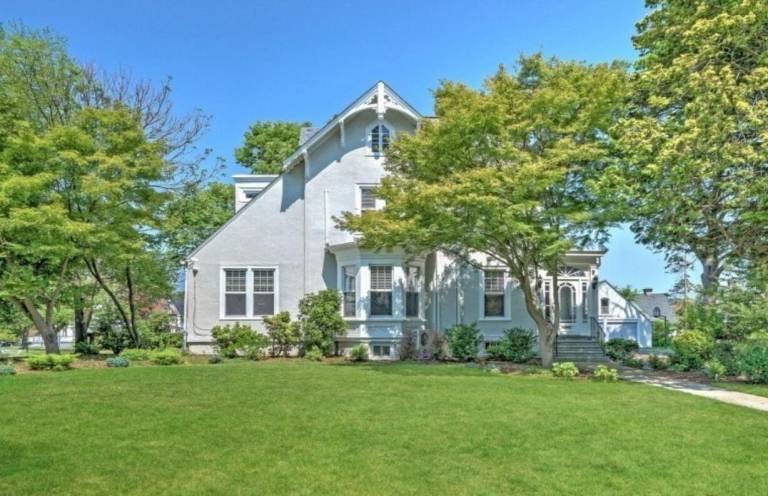 House  Bloomfield