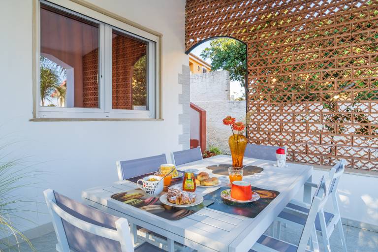 Villa 'Villa Gioia Fontane Bianche' with Sea View, Wi-Fi and Air Conditioning — photo 4