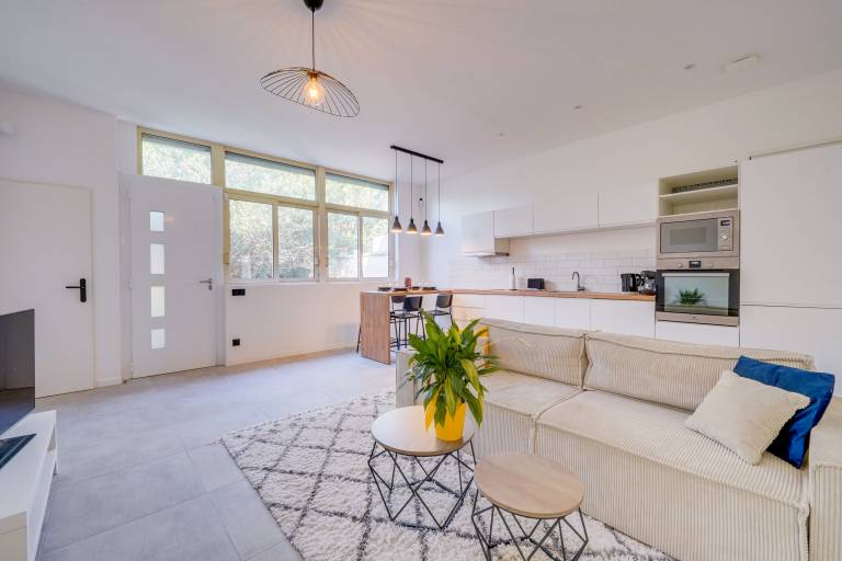 Children-friendly vacation home with patio | Pet-friendly — photo 4