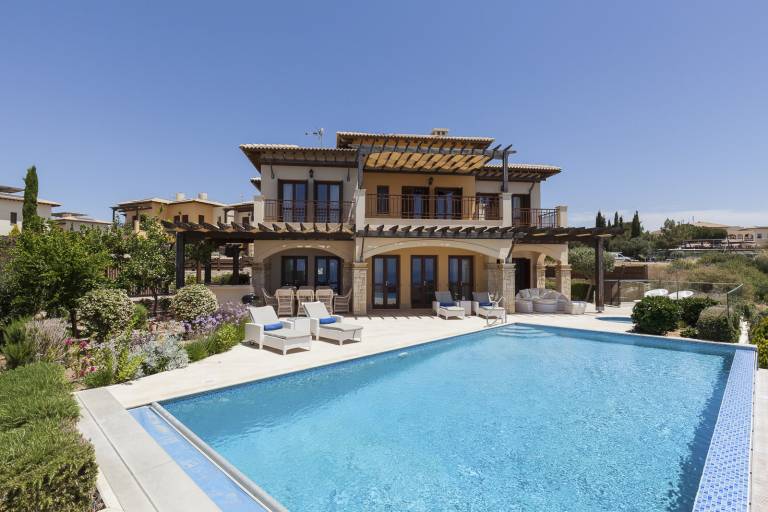 Resort  Aphrodite Hills