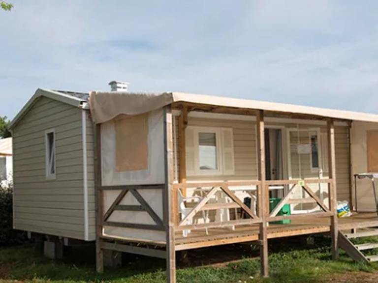 Mobile home with heated pool & terrace — photo 4