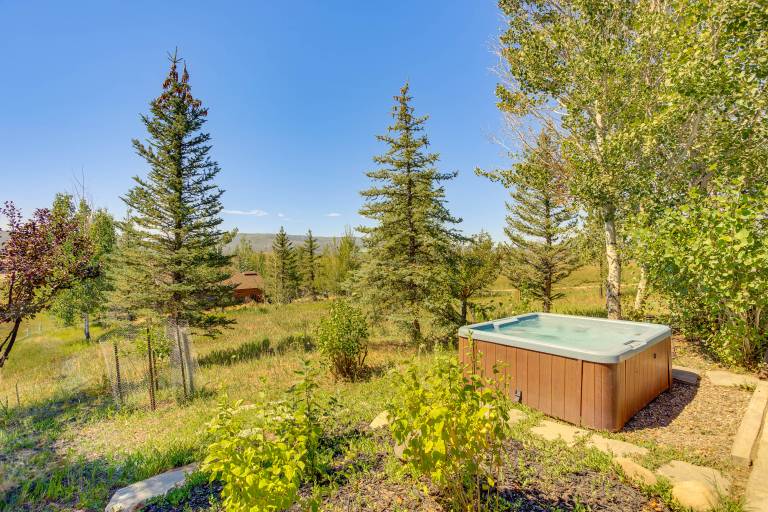 Heavenly Steamboat Home: 50 Acres, Hot Tub, Views! — photo 3
