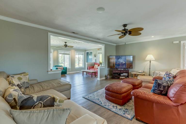 Vacation home with barbeque — photo 2