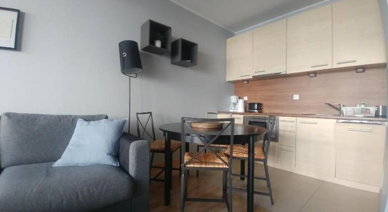 Apartment with pool, terrace & sauna — photo 4