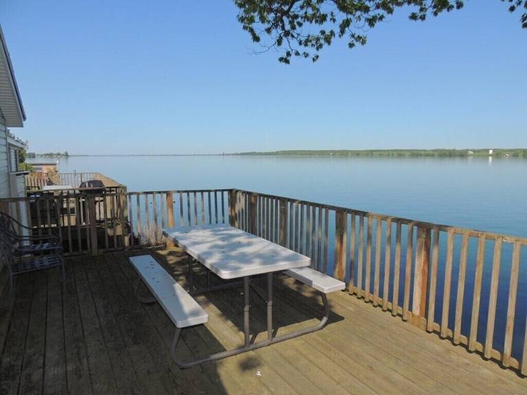Cabin Cape Vincent