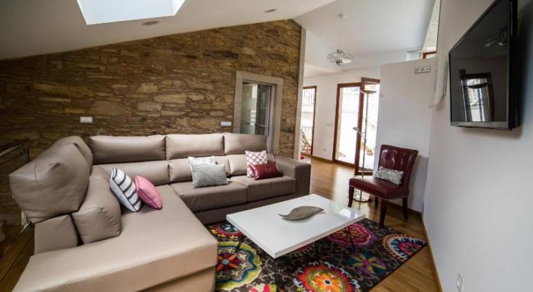 Charming house with hot tub & terrace | Dogs allowed — photo 2