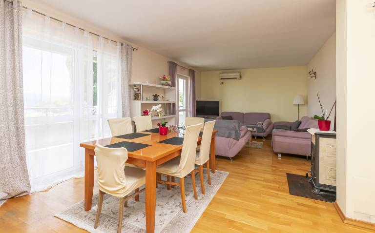 Apartment with barbecue & terrace | Sea view | Next to the beach | Pets are welcome — photo 4