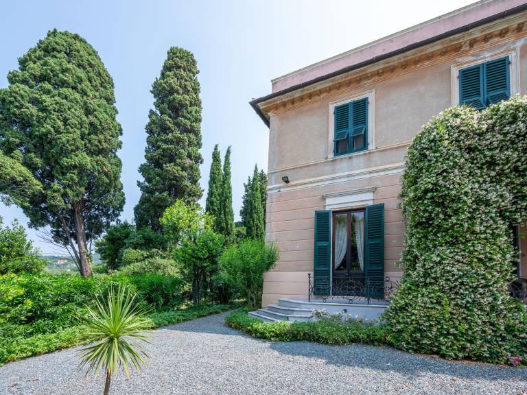 Villa Albisola superiore