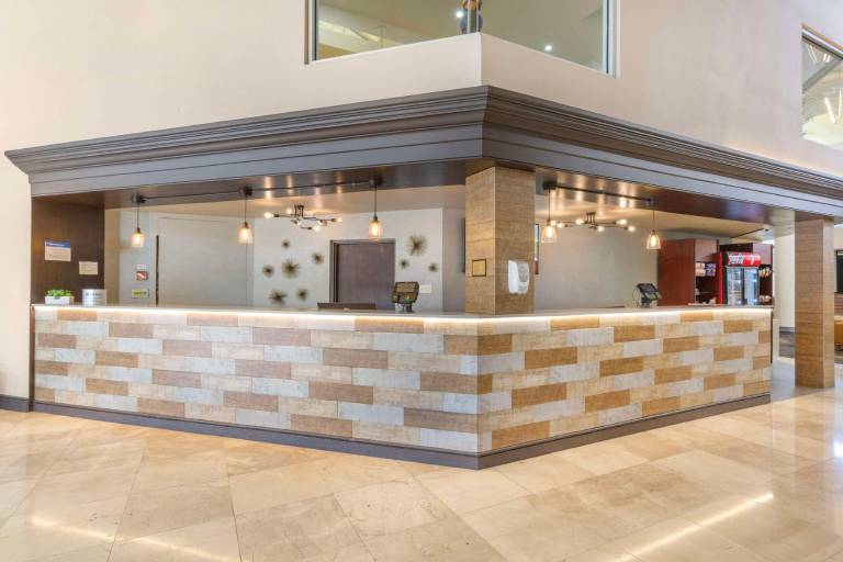 Best Western Plus El Paso Airport Hotel & Conference Center — photo 5