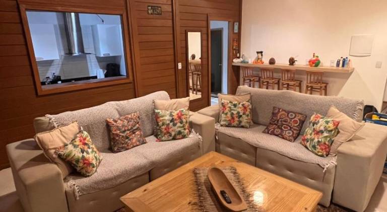 Ample villa with pool & jacuzzi | Pets allowed — photo 2