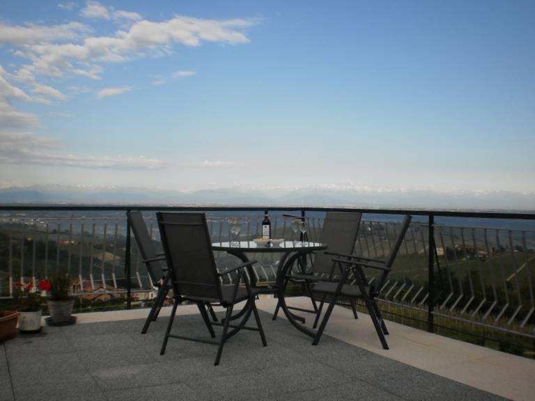 Holiday apartment with terrace & garden | Mountain view — photo 4