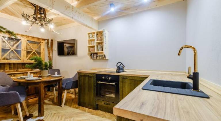 Apartment with hot tub, yard & sauna — photo 5