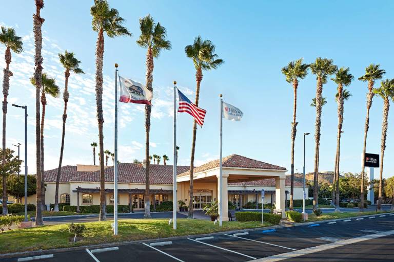 Hilton Garden Inn Valencia at Six Flags in Stevenson Ranch, CA