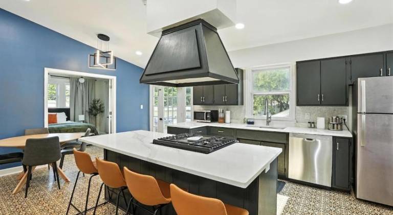 House with 1 room for 16 persons — photo 4