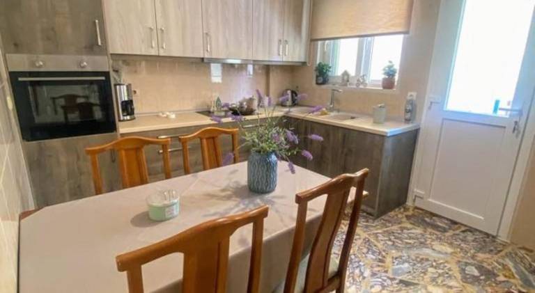 Rental apartment with terrace — photo 3