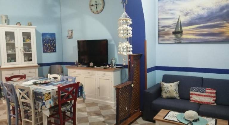 Holiday apartment with 2 rooms for 5 persons — photo 3