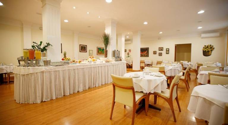 Eston Hotel - LOCALIZACAO CENTRAL PRIVILEGIADA -PET FRIENDLY — photo 4
