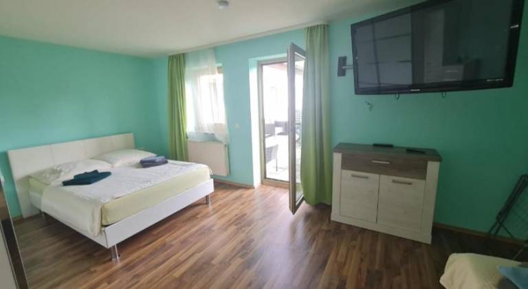 Hotel Neue Krone — photo 2