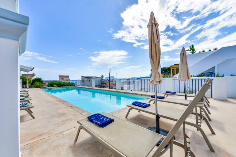Villa with garden, private pool & patio — photo 4