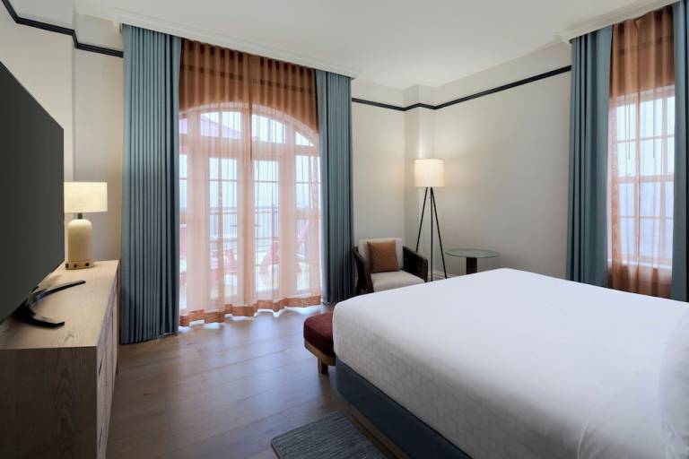 Resort  Calais