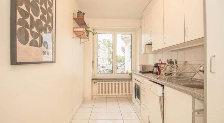 Central 2-bed flat in city center with BaselCard — photo 2