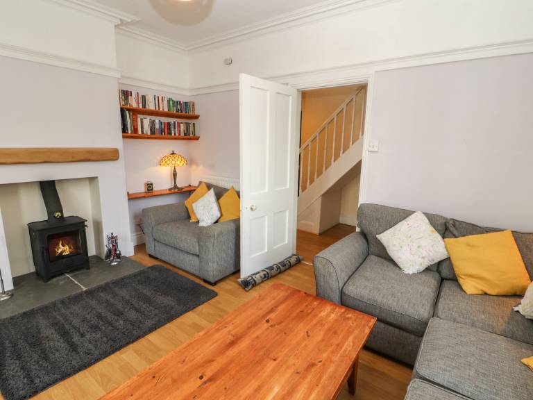 Family-oriented wonderful cottage with terrace & garden | Pet-friendly — photo 3