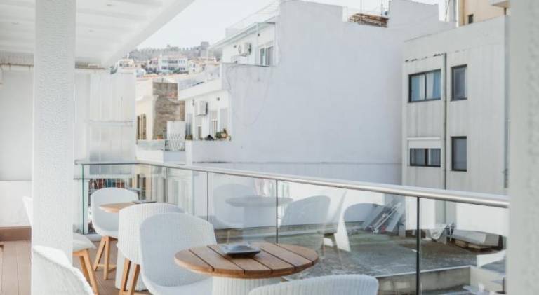 Apartment with patio | Good for workation — photo 3
