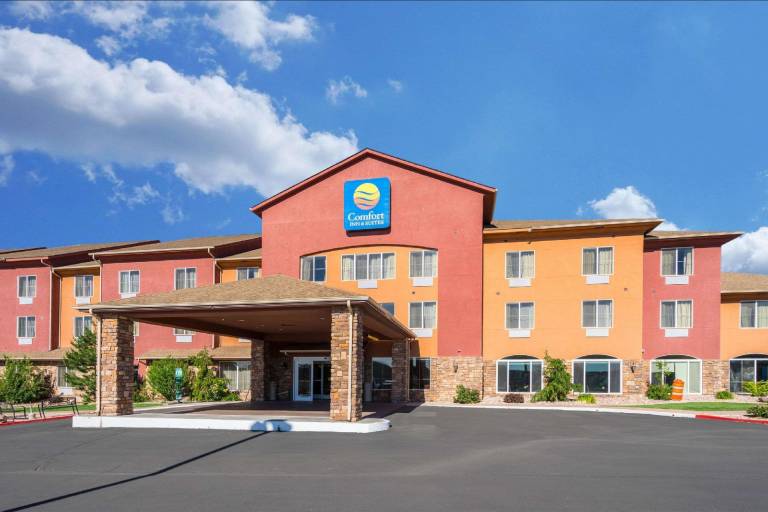 Comfort Inn & Suites Cedar City South in Cedar City, UT