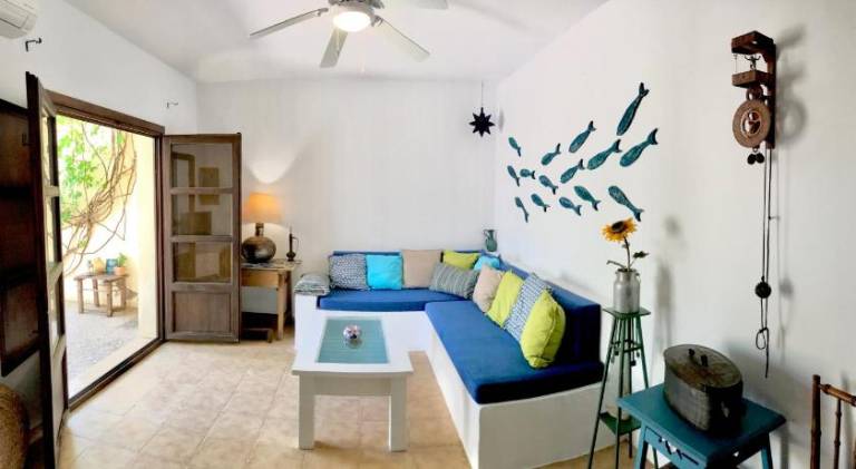 Rental apartment with pool, garden & patio in Nijar