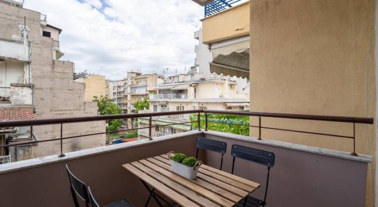 Rental apartment | Next to Church of the Holy Apostles — photo 4