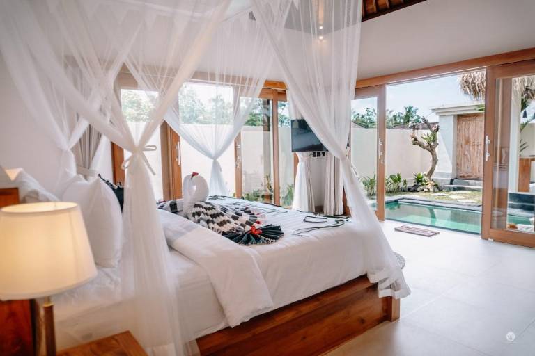 Vacation home with garden, patio & private pool | Suitable for remote work | Pet-friendly — photo 2