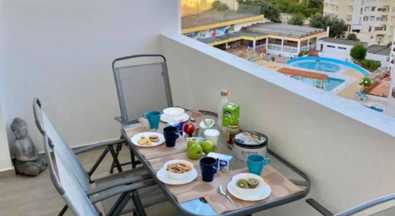 Lovely serviced apartment with garden & patio | Beach nearby | Dogs allowed — photo 2