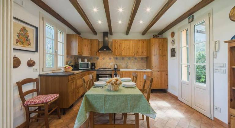 Villa with 2 rooms for 7 persons — photo 4