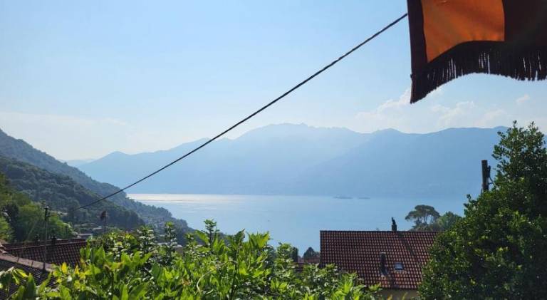 House with yard in Ascona