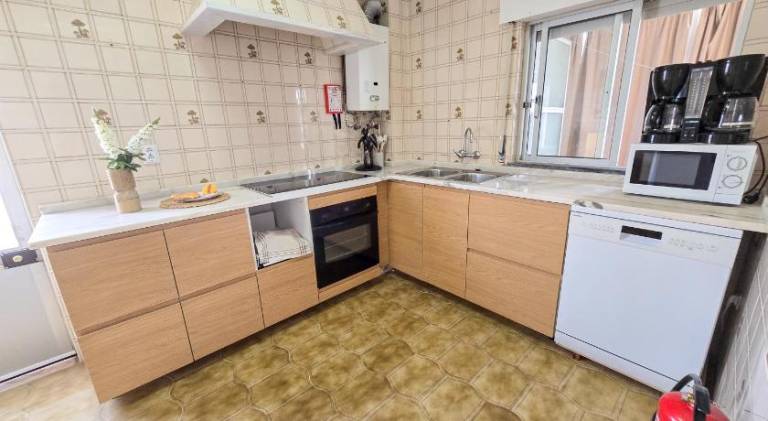 Fully equipped wonderful house with barbecue & terrace | Next to the beach | Pets are welcome — photo 2