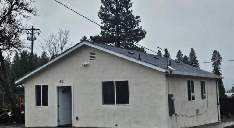 Charming house | Dogs allowed in Mount Shasta, CA