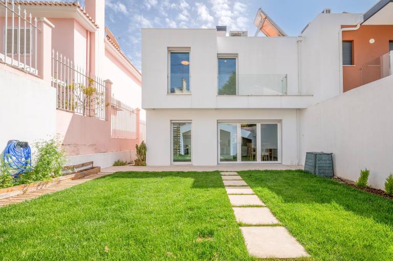 House  Lisbon