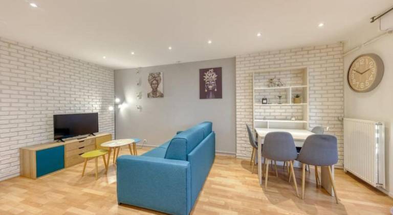 Fully equipped rental apartment with terrace | Pet-friendly — photo 3