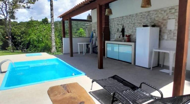 House with pool — photo 3