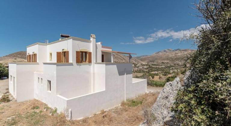 Holiday apartment with yard & patio | Pets are welcome in Naxos