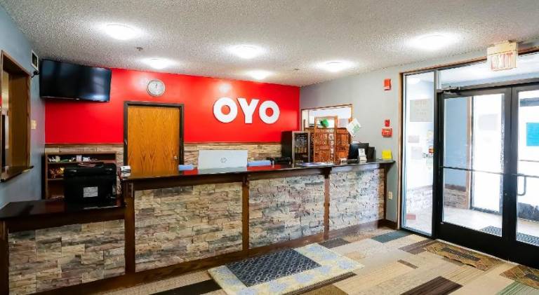 OYO Hotel Redwood Falls near Jackpot Casino — photo 4