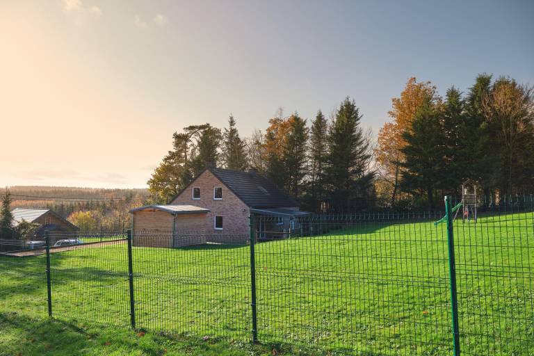 Villa with garden, sauna & barbecue | Nature view — photo 2