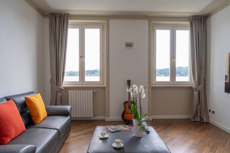 Apartment with garden | Lake view — photo 3