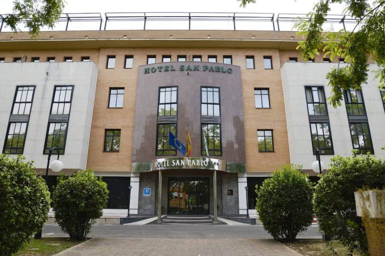 Aparthotel  Sevilla