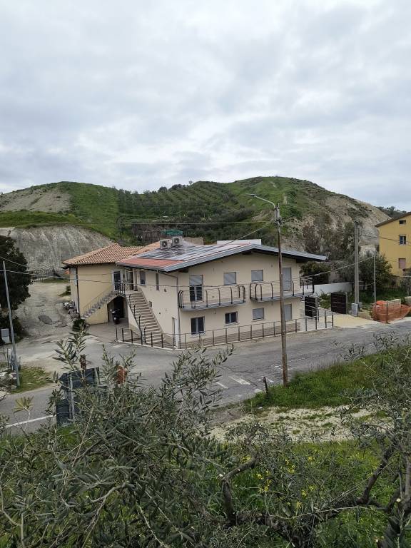 Fully equipped holiday apartment with patio | Pets allowed — photo 4