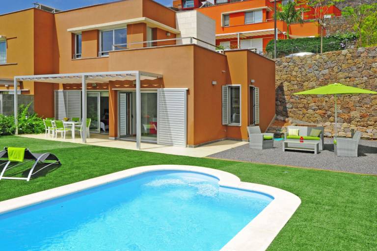 House with private pool, garden & terrace — photo 2