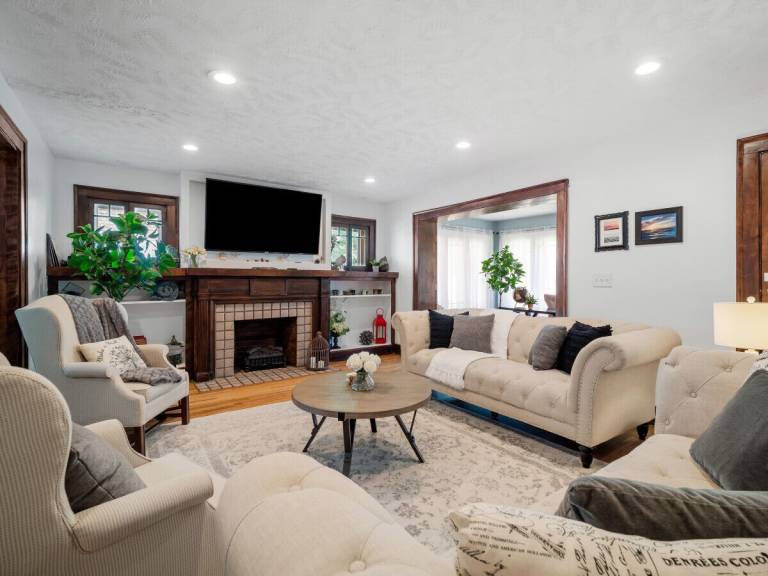 House Lakewood