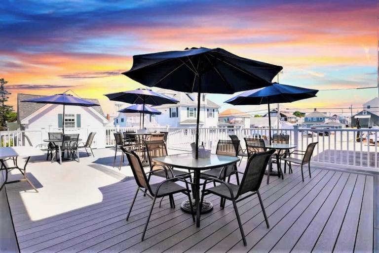 Condo Hampton