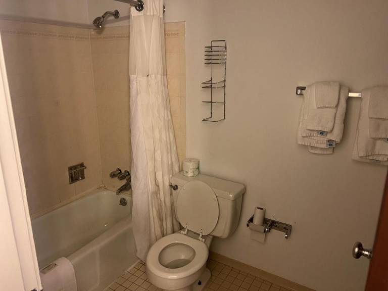 Studio Lodge Laramie — photo 3