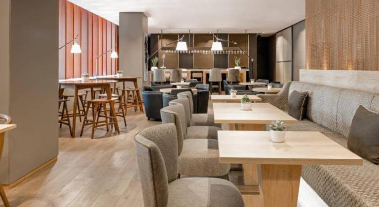 AC Hotel La Rioja — photo 2
